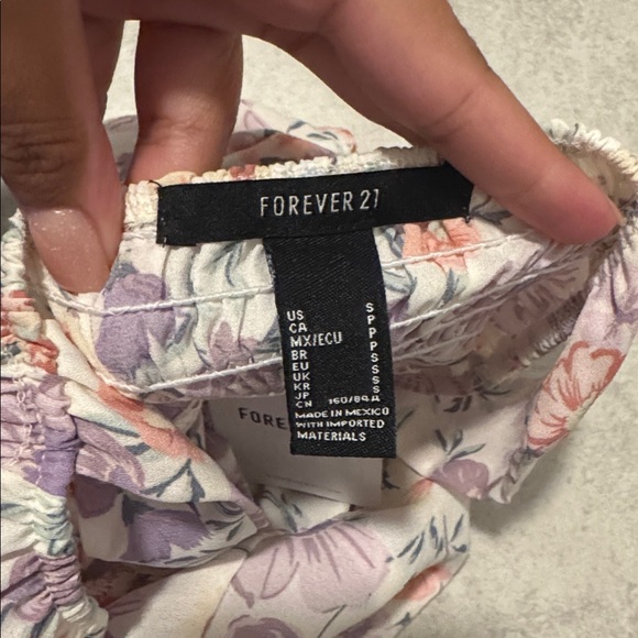 Forever 21 Floral Crop Top in Purple and Pink - Picture 3 of 3